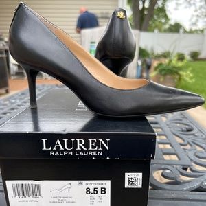 Ralph Lauren black soft patent leather pumps size 8.5
